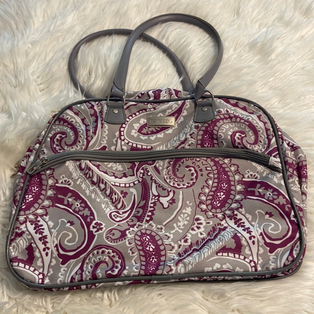 Protocol Travel Bag beautiful gray and purple combination size 17” long 13”wide